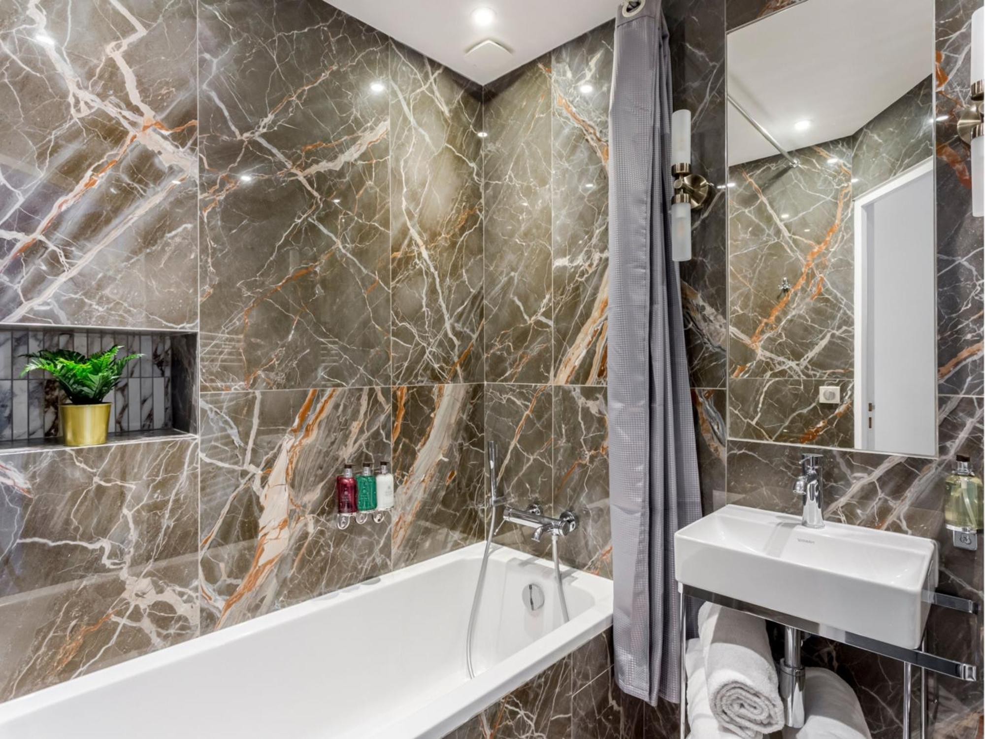 Merveil - Luxury Suite - Marais - Antoine II باريس المظهر الخارجي الصورة